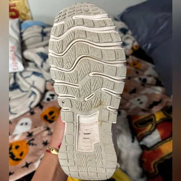 Nike women’s free Metcon training shoes - Picture 4 of 8